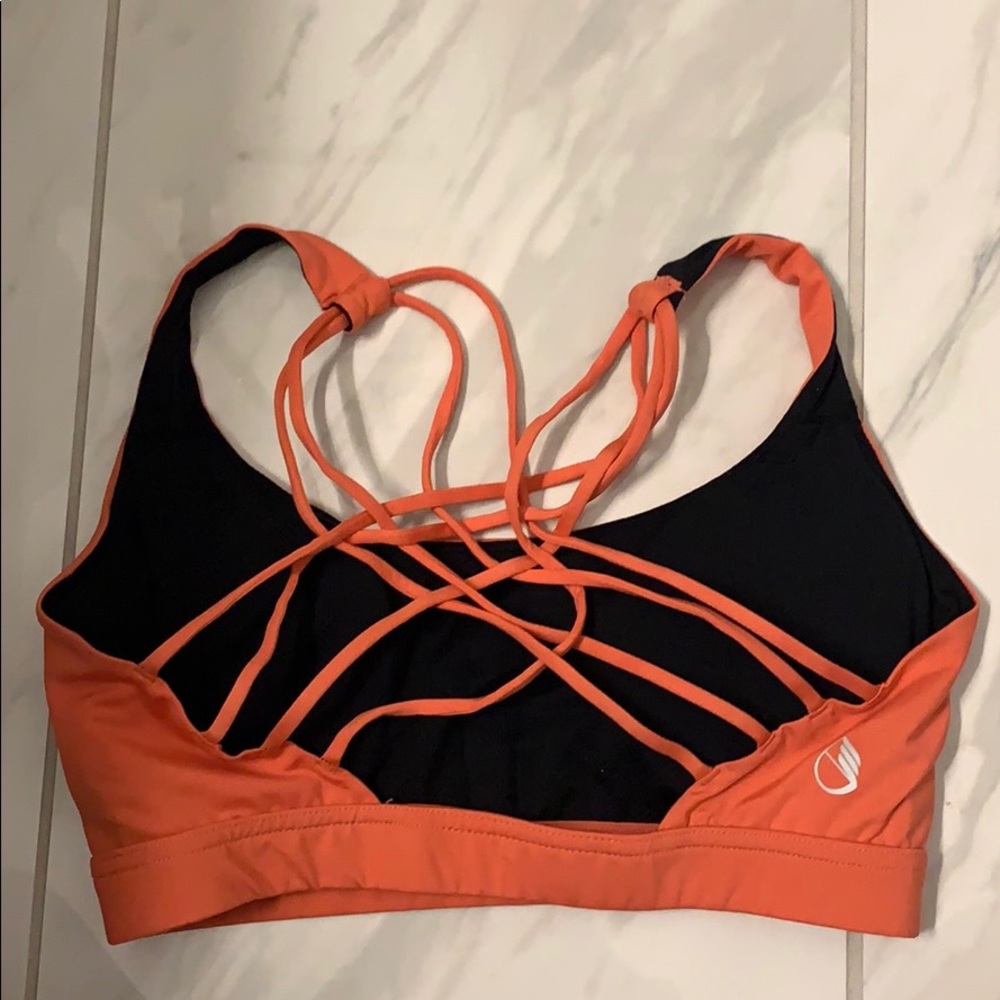 Sports bra